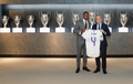 Bemutatták David Alabát a Real Madrid új játékosaként